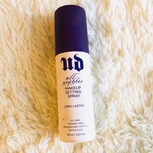 Urban Decay nightspray✨😊